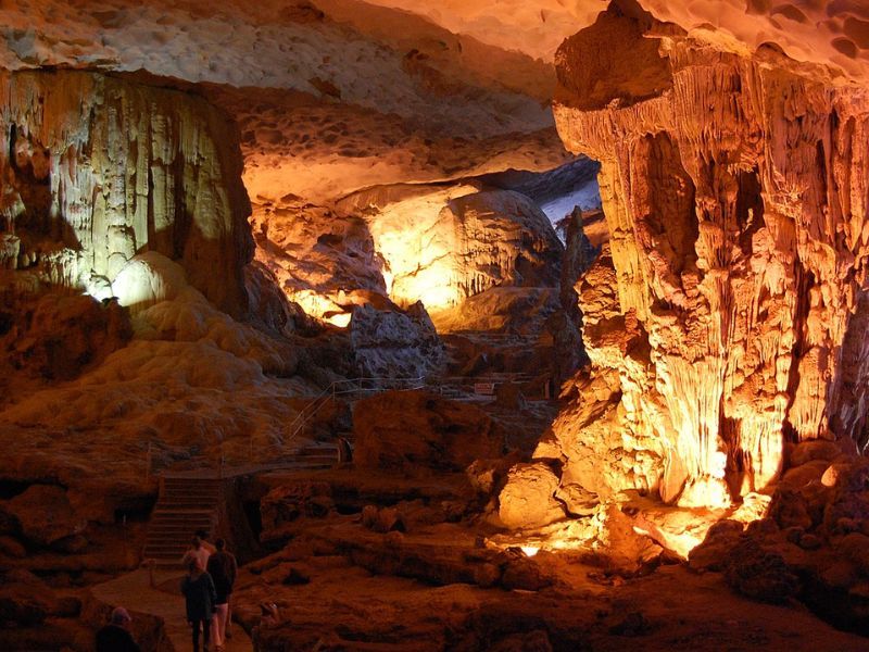 tien-ong-cave(2).jpg